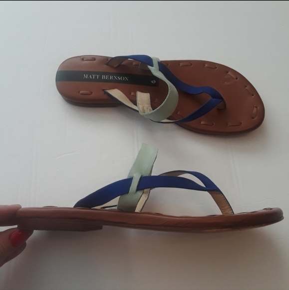 Matt Bernson between the toe sandals sz 6 - Picture 5 of 8